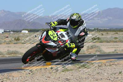 media/Apr-13-2024-SoCal Trackdays (Sat) [[f1617382bd]]/2-Turn 9 Inside (950am)/